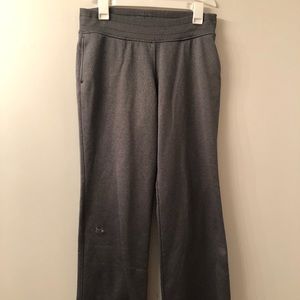 Women’s under Armor sweats